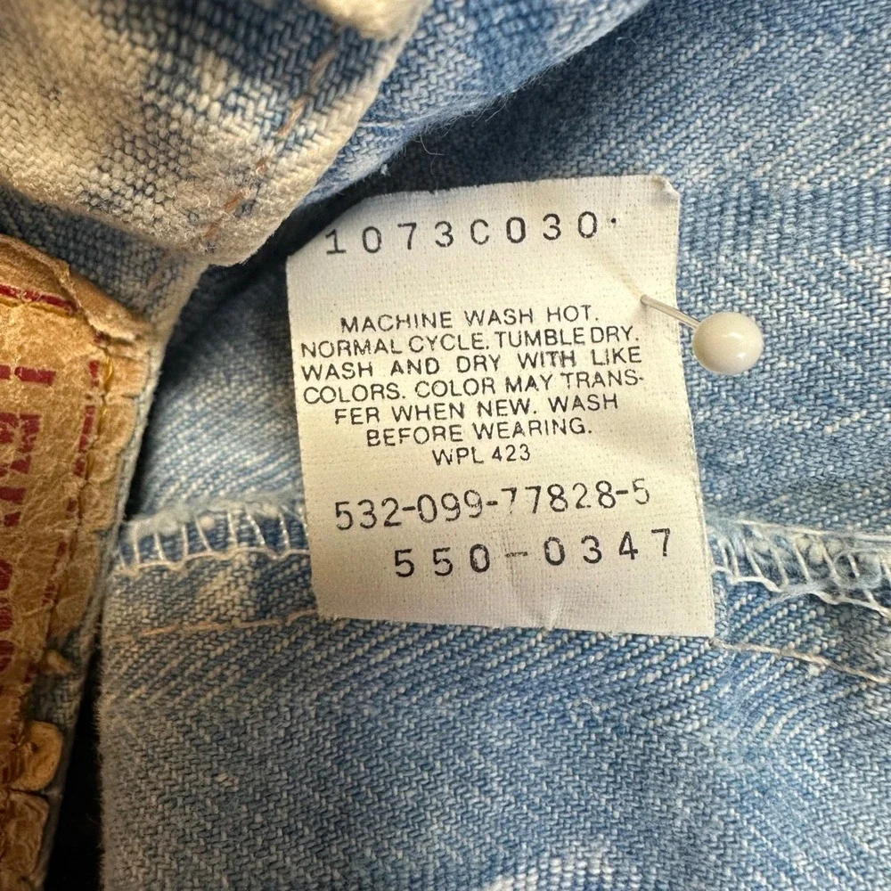 Levi's Vintage 550 Jeans Mens 30x32 Light Blue Good Acid Wash USA Made 90s Taper